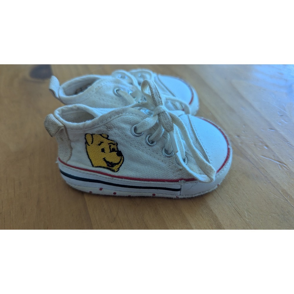 Disney Store Winnie the Pooh Baby High Top Canvas Crib Shoes 6-12M Off-White